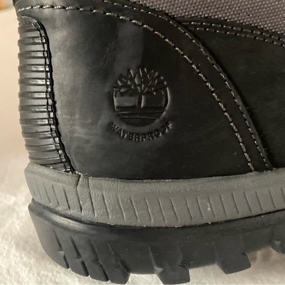 Timberland Primaloft Women's Black Leather and Gray Winter Boots - Picture 10 of 14